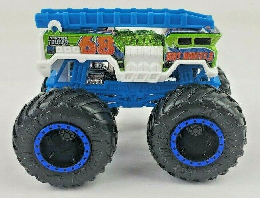 Carrinho Hot Wheels Monster Truck Gunkster Vs 5alarm Mattel