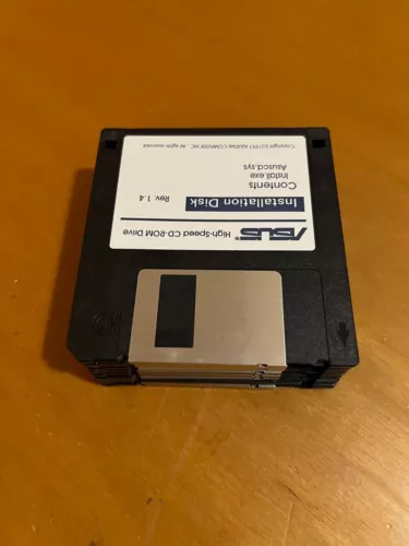 10 x FLOPPY DISK 3.5" 1,44 MB COMMODORE AMIGA PC DISKS LOTTO LOT