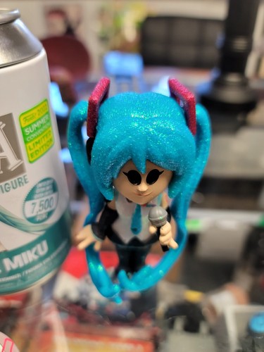 Funko Soda Vocaloid Hatsune Miku CHASE with Microphone 2022 Summer Convention Ex - Picture 3 of 3