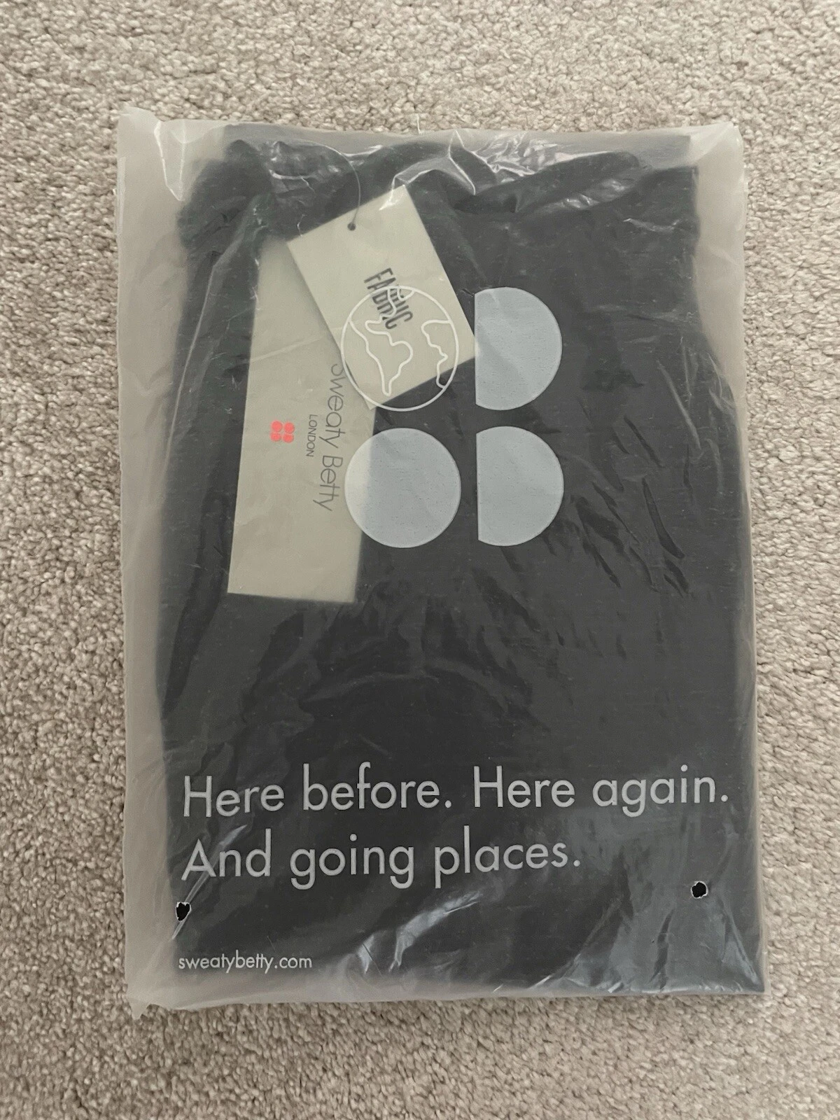 Black Sweaty Betty Explorer 25” Trousers. Size XL
Opens in a new window or tab
