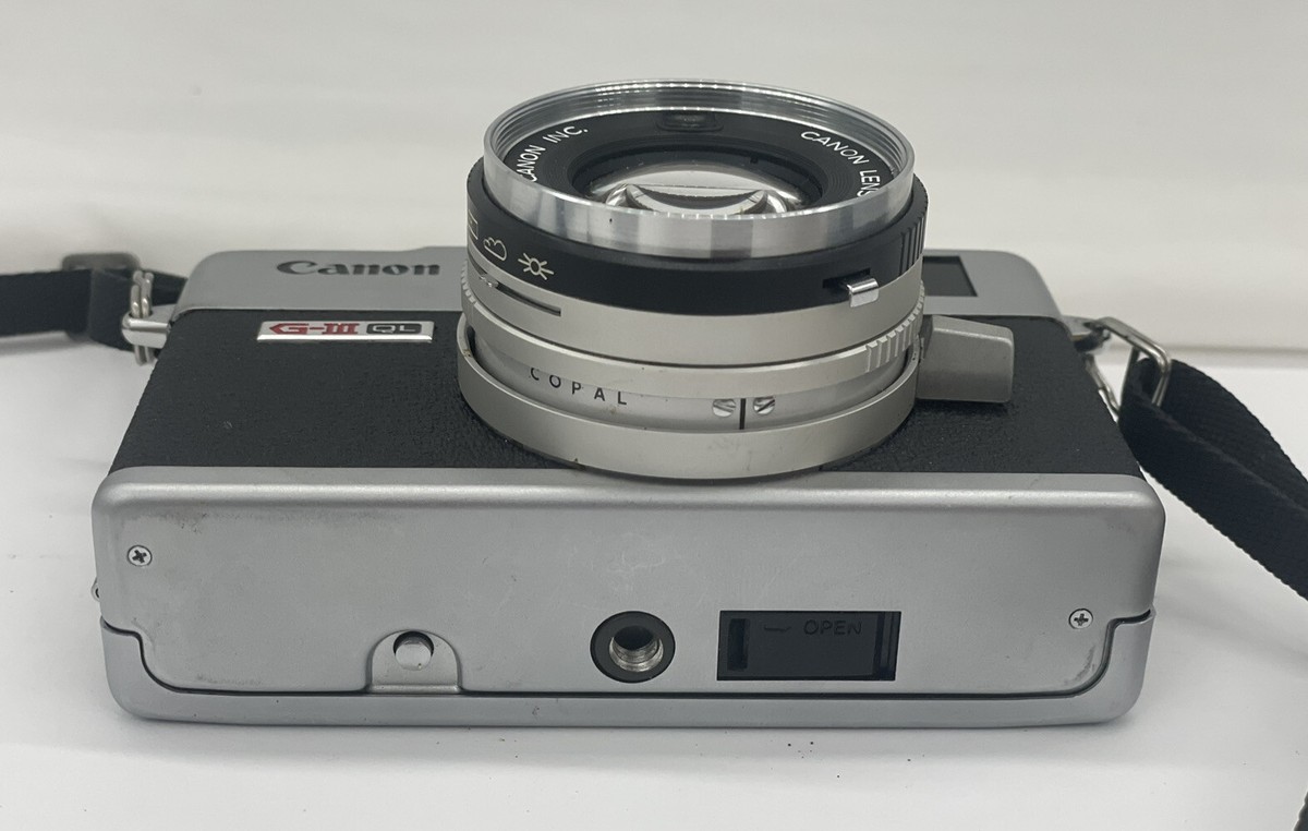 Canon Canonet QL17 G-III Film Camera w/40mm f1.7 Lens and