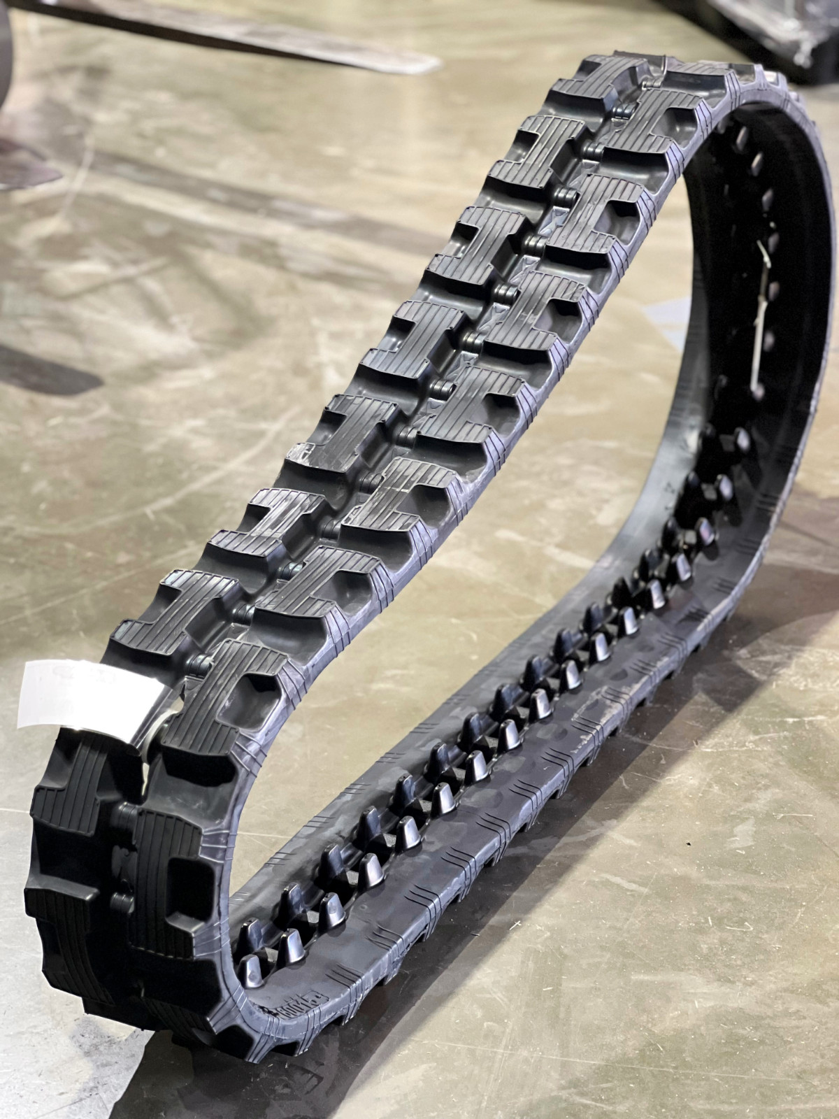 Rubber Track 180x72x38 - 7" - Fits SMC MX08XT