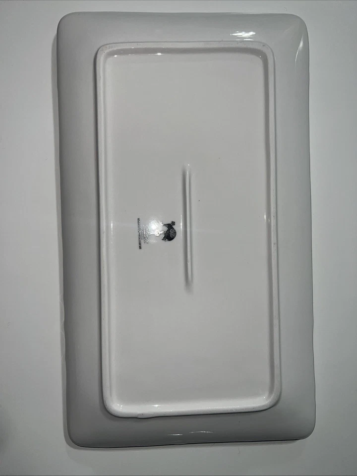 Керамическое прямоугольное блюдо Cardinal Holly Berry от Global Design Connection  - Изображение 2 из 4