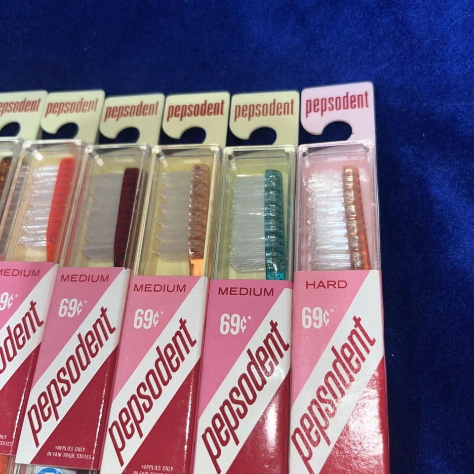 Lote de 7 Pasta de Dientes Pepsodent Mediana Dura De Colección Nuevo En Caja Lote #1 Foto 3 de 4