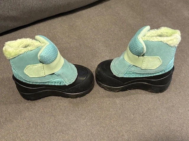 Botas The Northface para niños pequeños talla 5 Alpenglow II color coral amanecer Foto 4 de 4