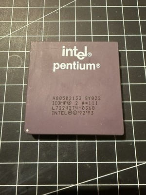 Intel Pentium SY022 133 MHz Sockel 7 PC Retro CPU Prozessor Doom Quake Keramik