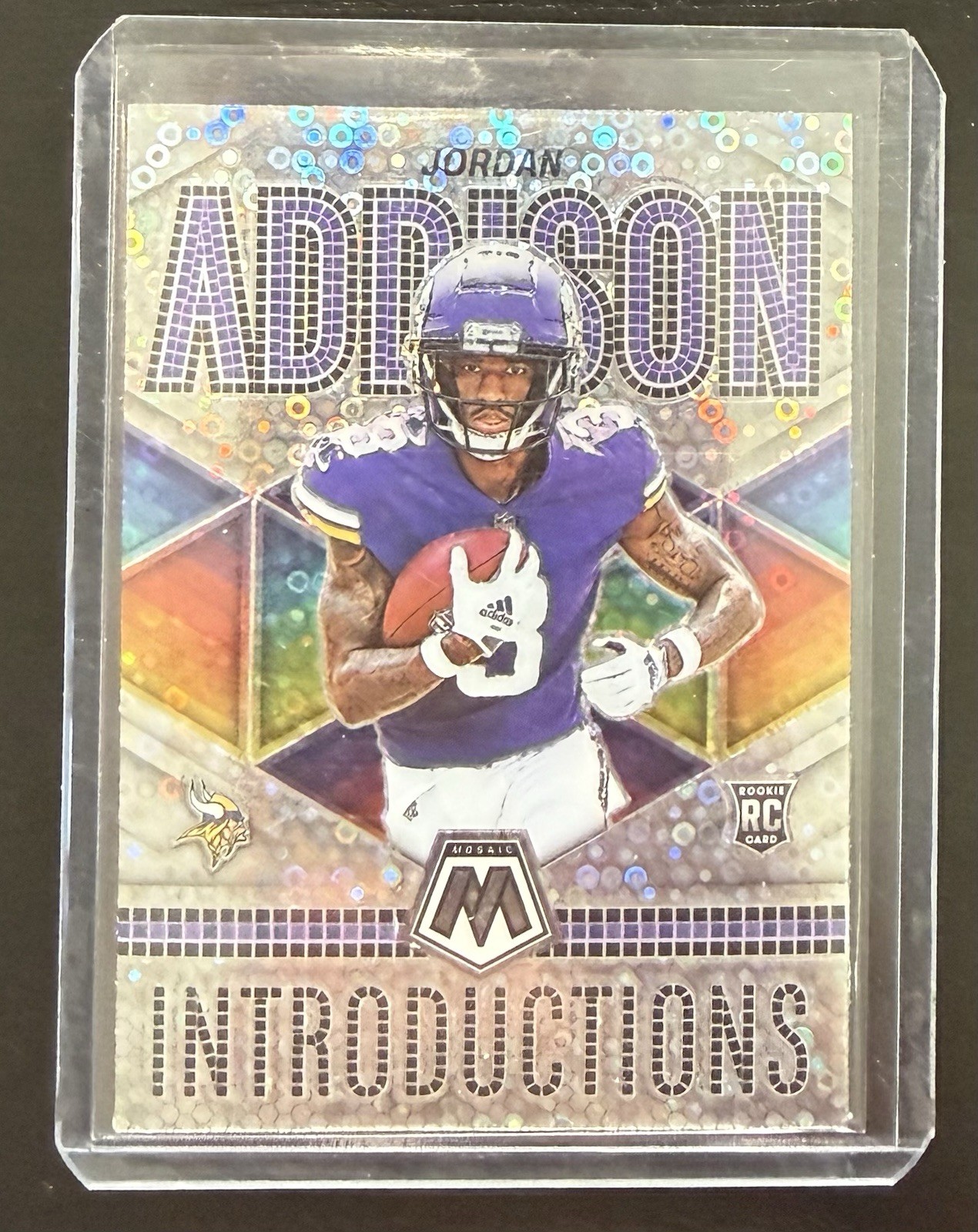 2023 Mosaic Jordan Addison Rookie RC Introductions No Huddle Prizm #I-9 Vikings
