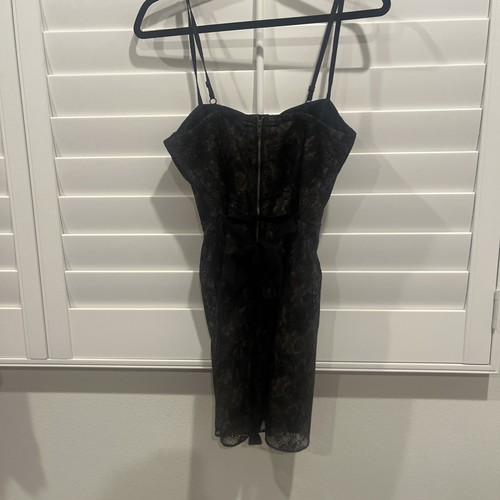 Vestido corsé de encaje American Eagle ASO Elena Gilbert The Vampire Diaries talla 4 - Imagen 4 de 9