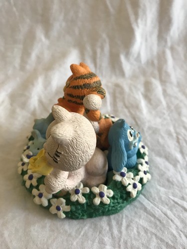Vintage Garfield “Love in Bloom” Figurine Jim Davis Danbury Mint 1993 - Picture 4 of 4