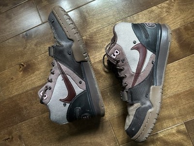 Size 9 - Travis Scott x Nike Air Trainer 1 SP Chocolate