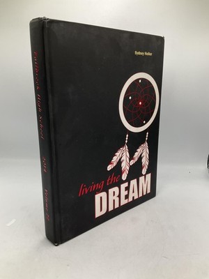 Living The Dream Sydney Heller Fallbrook High School HC 2014 Black Illustrated