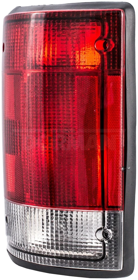 Conjunto de luz trasera izquierda Dorman 667EE12 para Ford E-150 2005 2004-2006 Foto 3 de 4