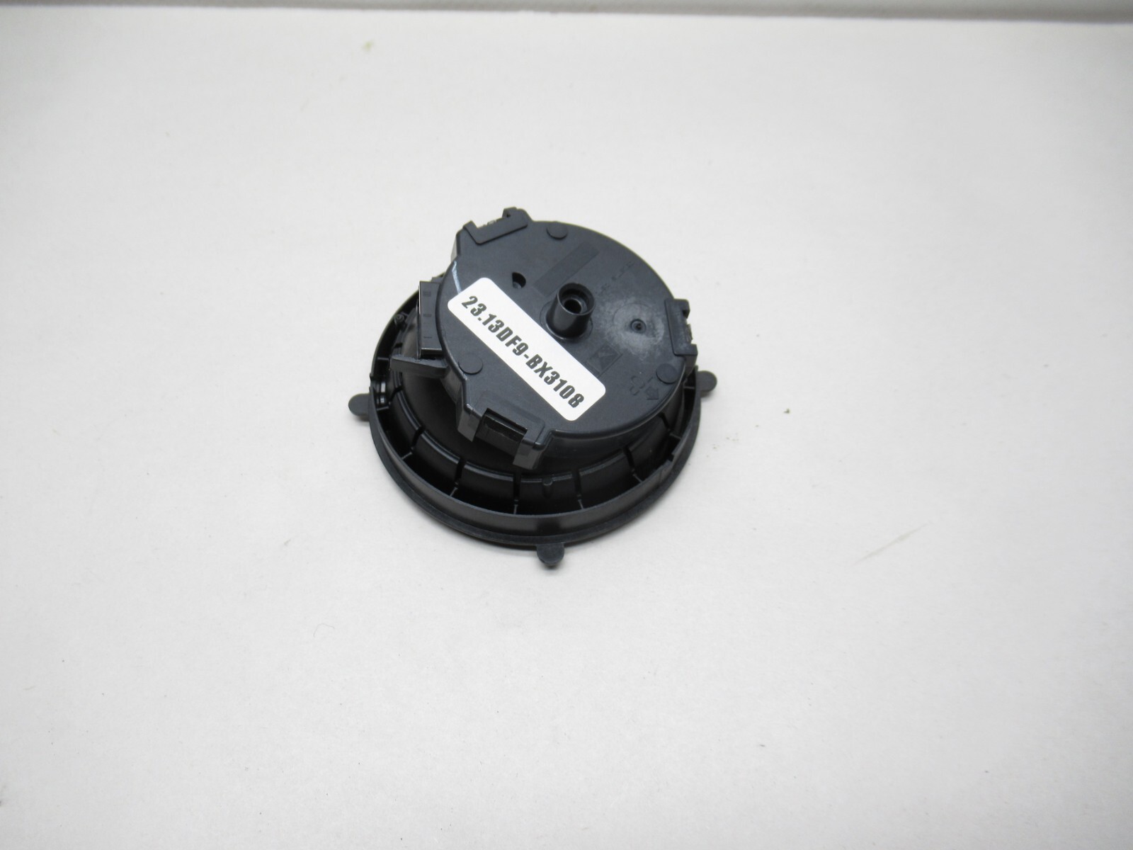 Picture 3 of 6