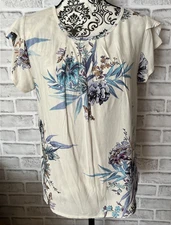 NWT REAL WOMAN white w/ blue floral short tulip sleeve pullover top, Size M
