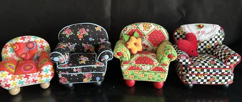 Mary Engelbreit Dritz Pincushion Chairs *Lot Of 4