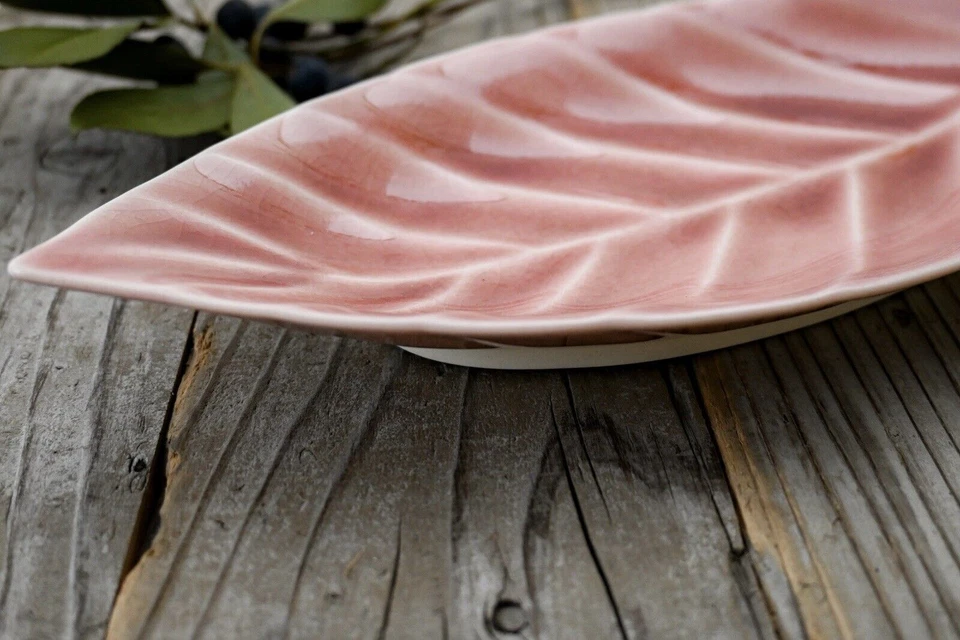 Plato hecho a mano japonés forma de hoja rosa esmalte craquelado 11" 28 cm... - Imagen 4 de 4