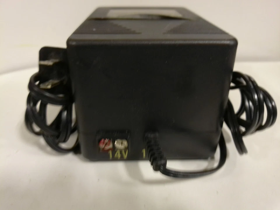 MTH RAILKING Z-1000 POWER PACK 100 WATTS 40-1000A  TESTED WORKS GREAT - Image 2 of 3