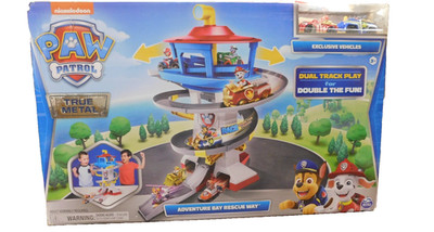 Paw Patrol Adventure Bay Rescue Way Playset True Metal New- Box Damage