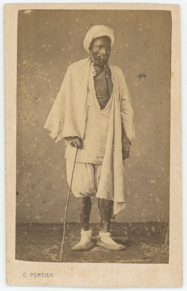 Photo Ancienne CDV – Portrait Orientaliste, A. Clavier, Alger, Militaire 1868 (original)