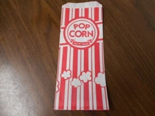 100 Red & White  Popcorn Bags 1 oz Carnival King 3 1/2" x 2 1/4" x 8 1/4" - New