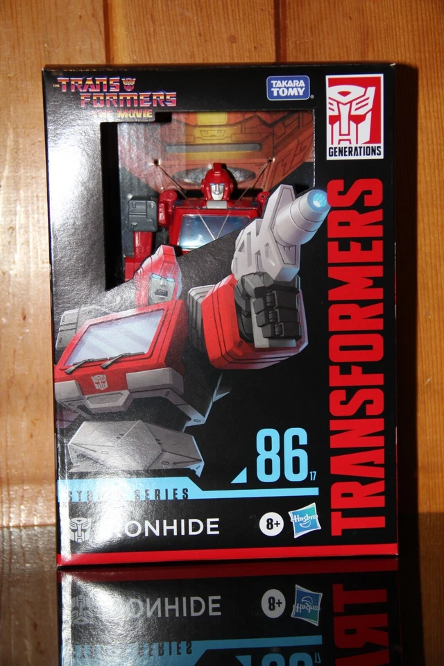 Transformers Studio Series 86-17 Voyager Class Transformers The Movie - Image 2 of 4