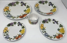 Tabletops Unlimited Stoneware "Essence" 5 Piece Place Setting