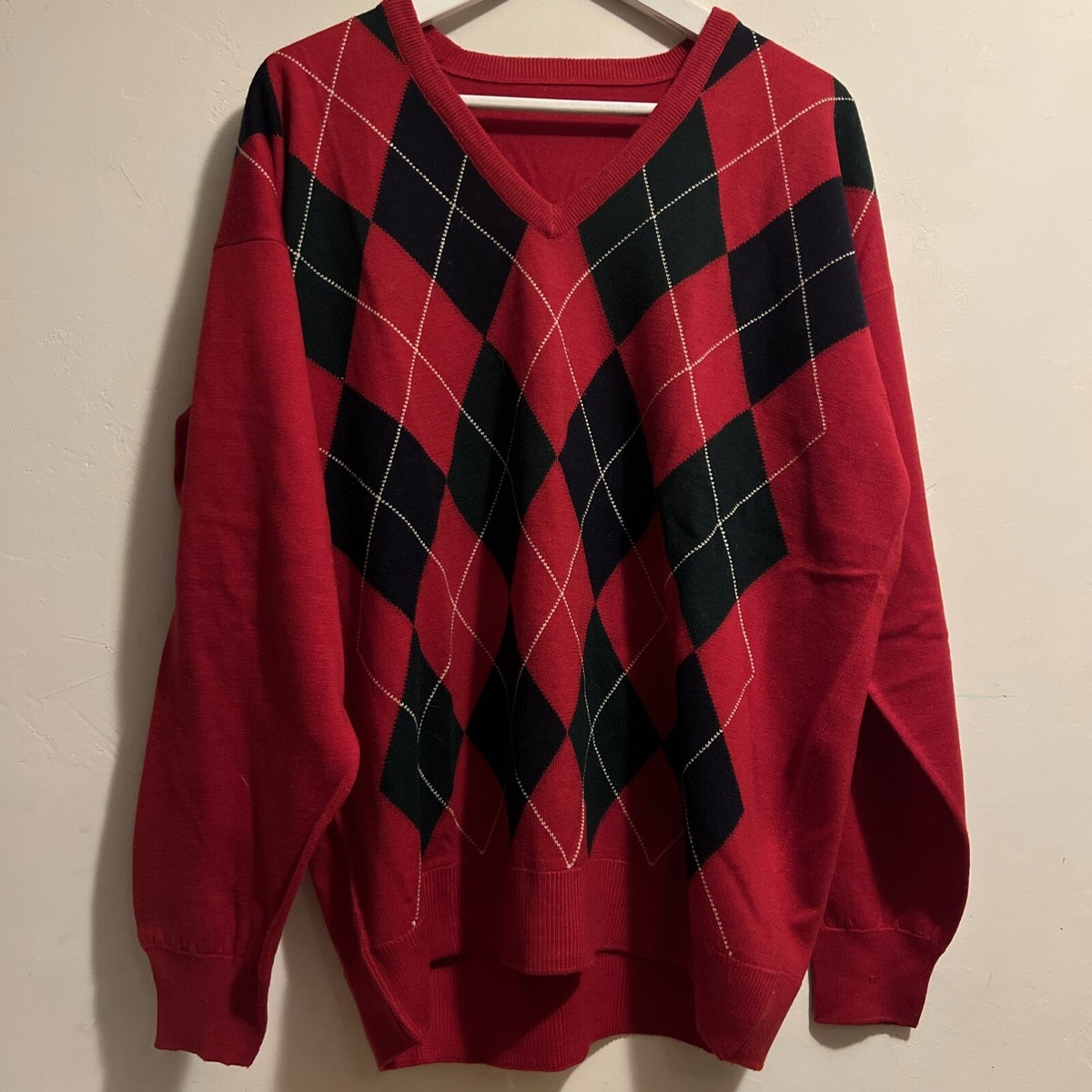 PRINGLE of Scotland lambswool red Black argyle v neck sweater M VTG