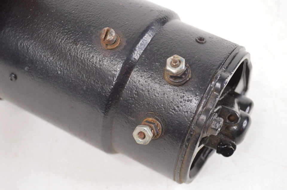 International Harvester IH SD-220 Generator Silver Diamond 220 L-120 L-130 Truck - Image 4 of 4