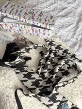 Artipoppe Zeitgeist Leopard Black And White Baby Carrier 