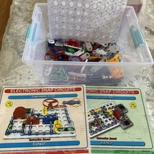 Elenco Snap Circuits Classic Electronics Projects Kit SC-300