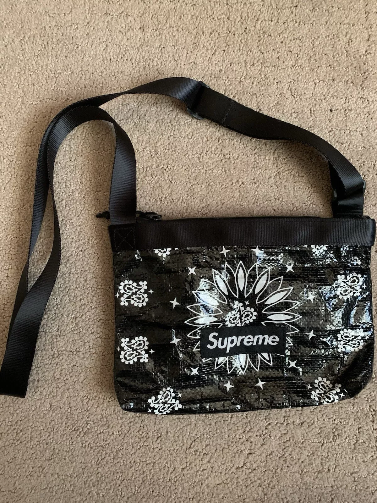 Sac latéral bâche bandana cachemire suprême