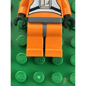 Lego Rebel Pilot Y-Wing (Jon &lsquo;Dutch&rsquo; Vander, Gold Leader) Minifigure #sw0333a