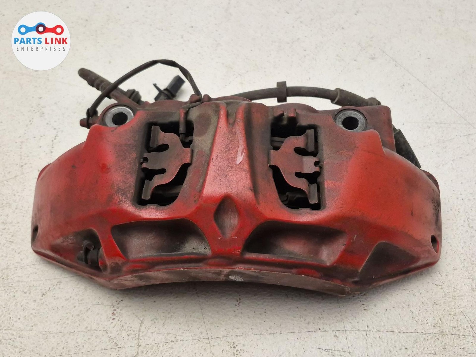 2016-20 BENTLEY BENTAYGA FRONT LEFT CALIPER DRIVER DISC BRAKE RED 6.0L 636 OEM