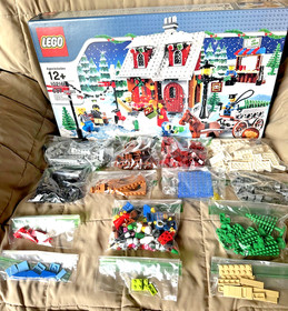 SR3 - LEGO- #10216 WINTER VILLAGE BAKERY-687 pcs/Manual/100% Original & Complete