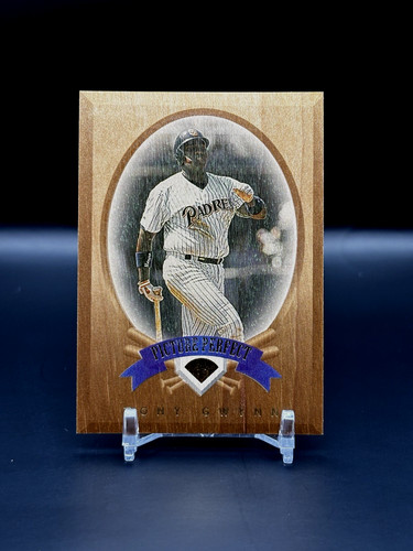 Tony Gwynn #6 1996 Leaf Picture Perfect card