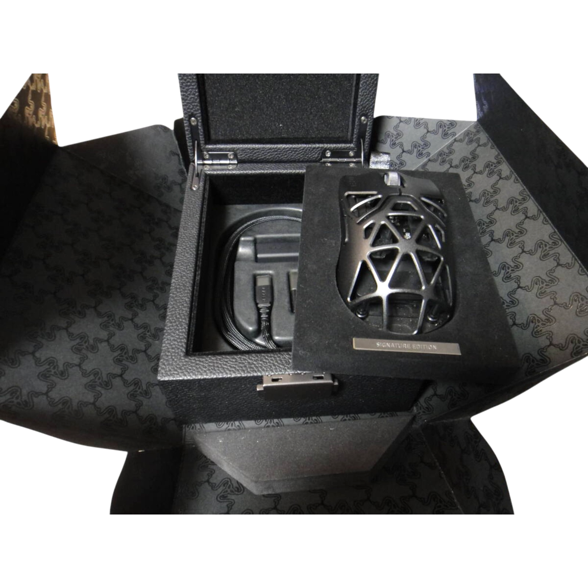 RAZER Viper Mini Signature Edition Wireless Gaming Mouse Black