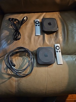 2 Apple TV  A1469 &  A1378 w 2x Remotes,  2 Power Cords Working  