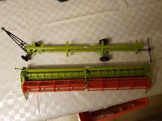 Schneidwerk Und Transportwagen