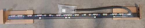 Server Technology Power Distribution Unit 42 Outlets 200/240V 10/16A P/N 8205519