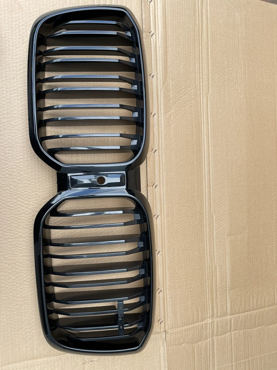 2022 2023 BMW X3 X4 Original OEM Grille W/O Camera Gloss Black  