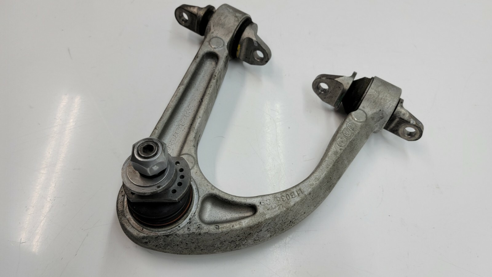 MCLAREN 650 S FRONT LEFT UPPER CONTROL ARM OEM 11B0367CP 11B0044CP