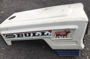 Mitsubishi Satoh Bull S630D 4x4 Hood Assembly W/ Grille Head Lights & Hood Prop