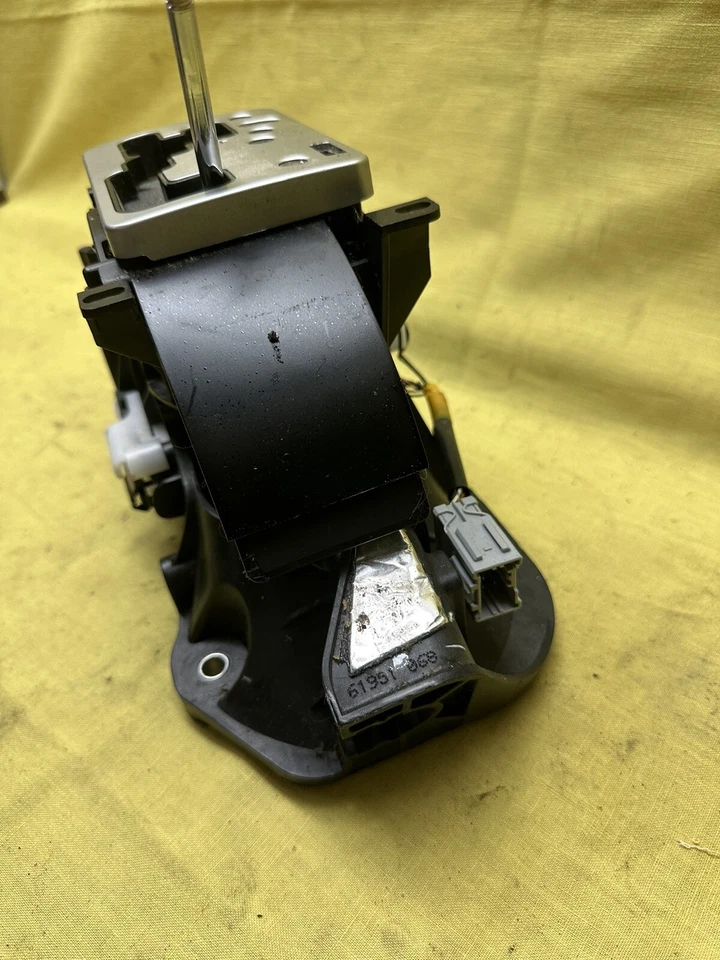 05-08 Acura RL palanca de cambios transmisión automática selector de engranajes OEM 06 07 motor 3.5 Foto 3 de 4