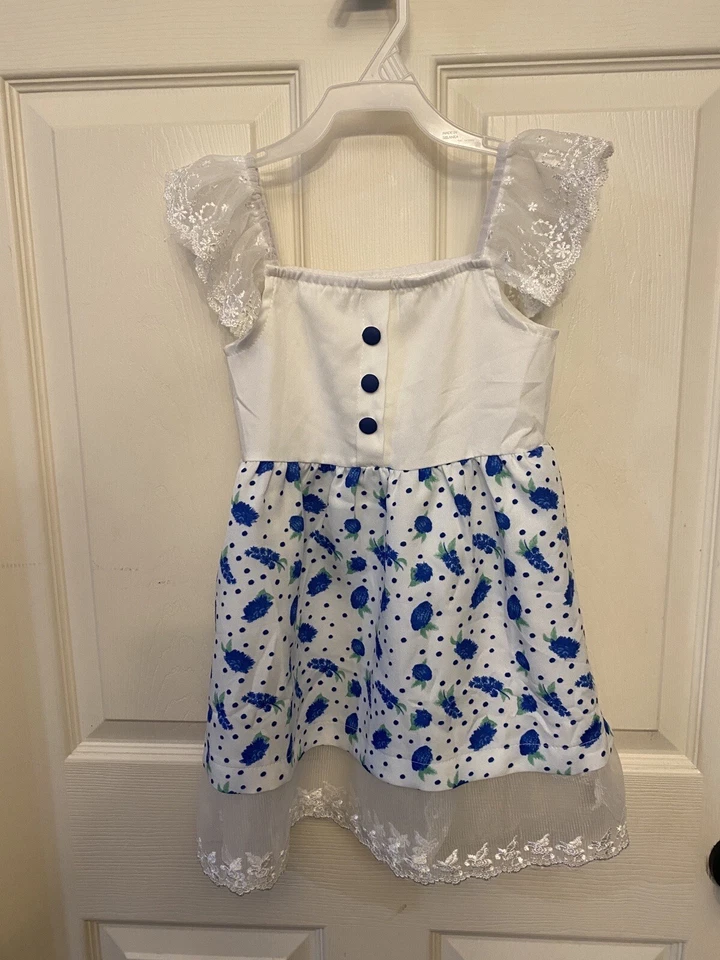 Vestido de verano para niñas talla mediana azul y blanco con parte inferior y mangas de encaje Foto 2 de 4