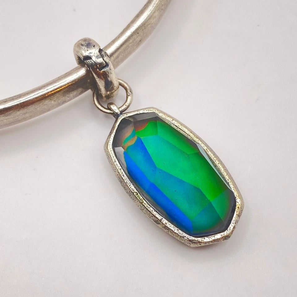 Винтажный браслет и браслет с брелоками KENDRA SCOTT посеребренный синий зеленый - 7 3/4 дюйма - Изображение 2 из 4