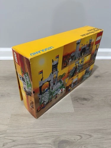 LEGO Castle: King's Mountain Fortress (6081)—SEALED - Picture 2 of 7