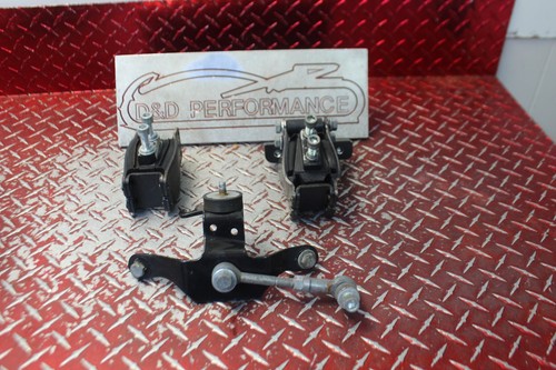 2004 HARLEY DYNA LOW RIDER OEM MOTOR MOUNTS ENGINE MOUNT DLR13