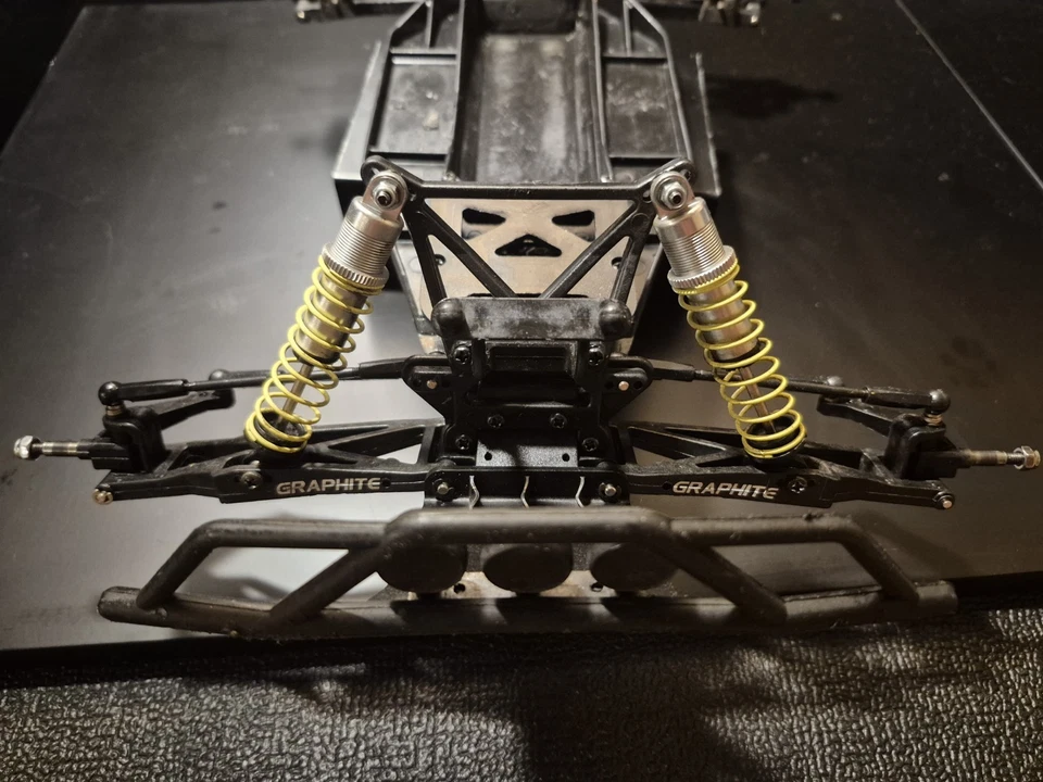 Vintage Duratrax Evader Ext Roller Slider 1/10 UPGRADES graphite Stadium truck - Image 4 of 4