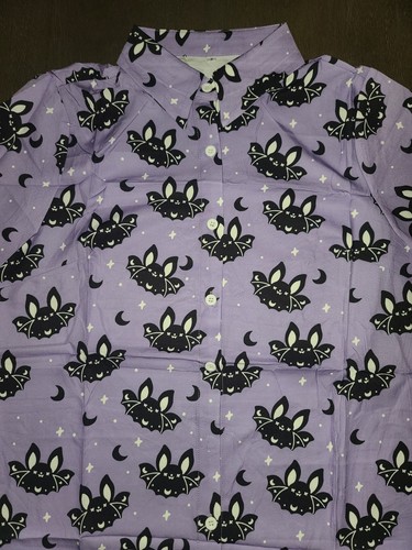 NEU DAMEN LILA FLEDERMÄUSE HALLOWEEN GEKNÖPFTES SHIRT GRÖSSE S - Bild 3 von 4
