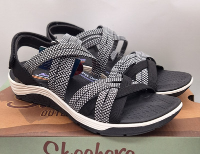 SKECHERS Outdoor Life Women s SMITTEN BY YOU Black/White Strappy Sandal 7